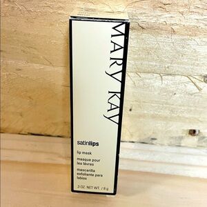 Mary Kay Satin Lips Exfoliating Lip Mask